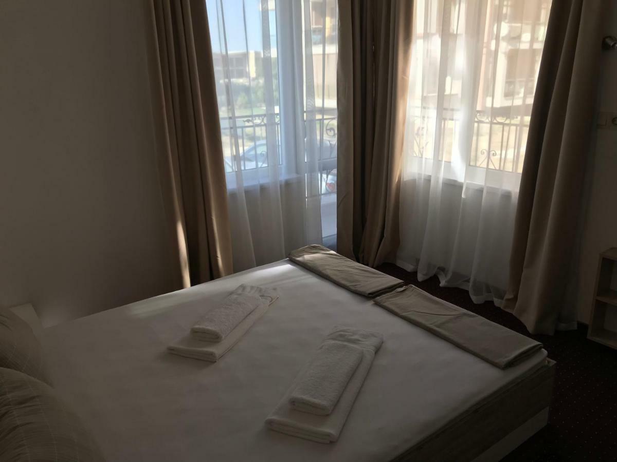 Guest House Theona ออบซอร์ ภายนอก รูปภาพ