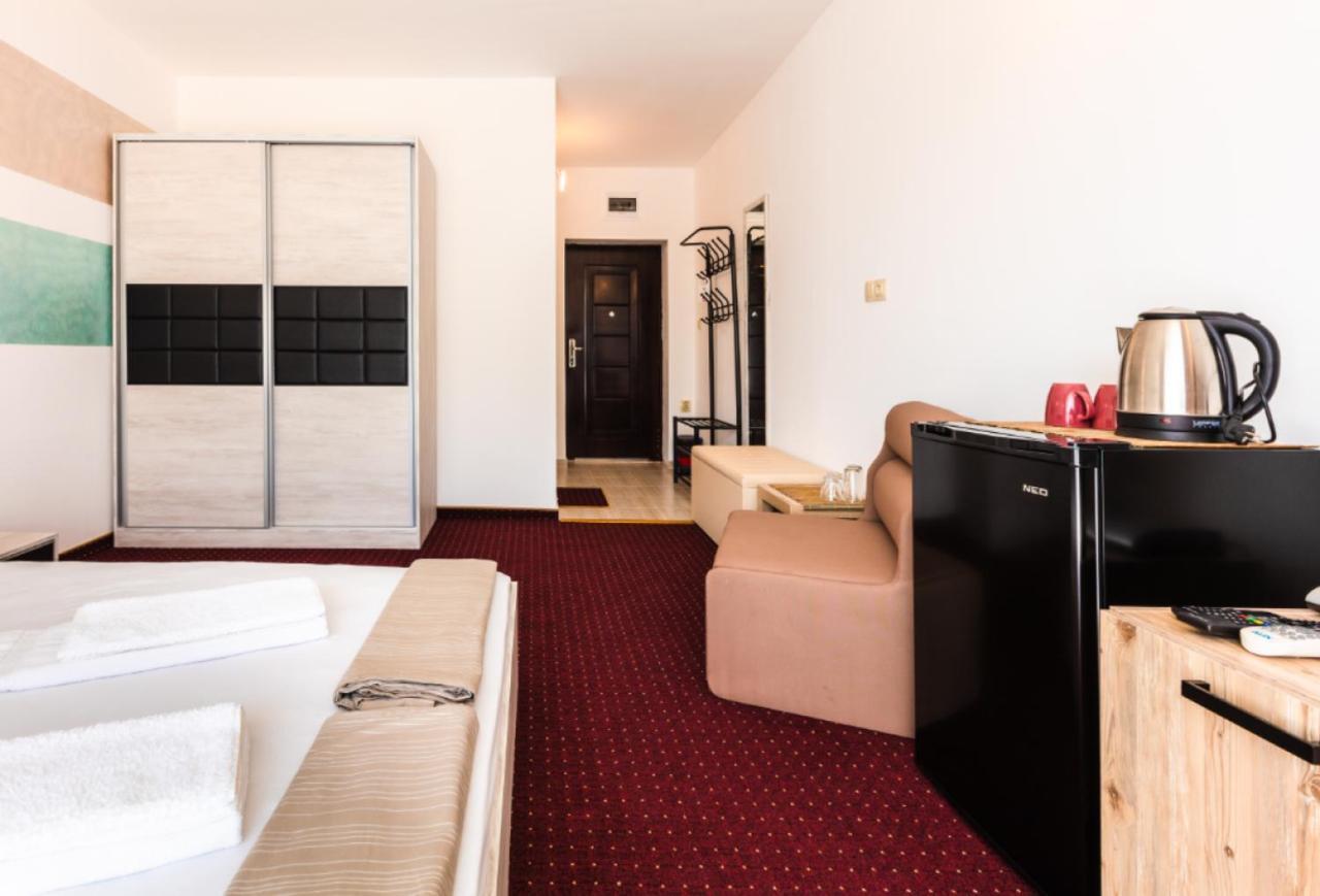 Guest House Theona ออบซอร์ ภายนอก รูปภาพ