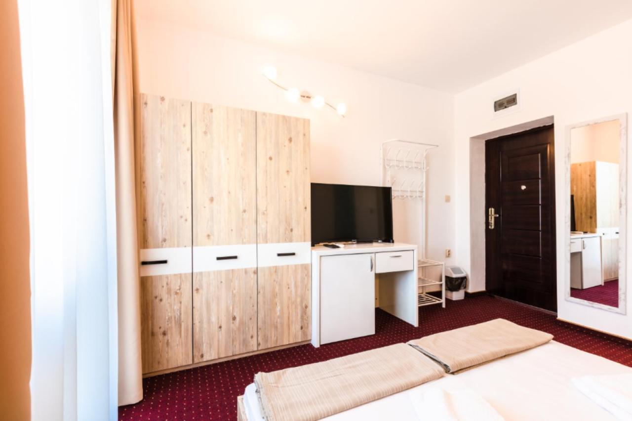 Guest House Theona ออบซอร์ ภายนอก รูปภาพ