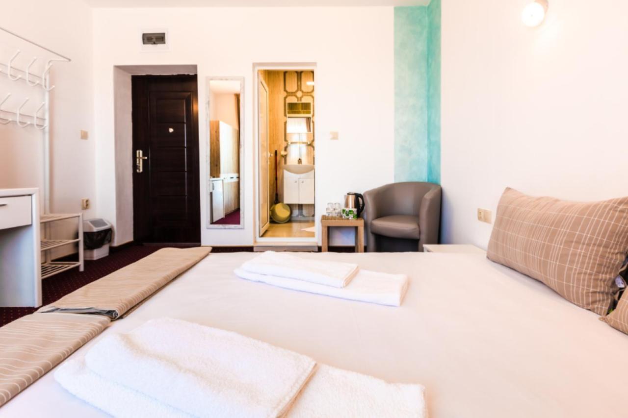 Guest House Theona ออบซอร์ ภายนอก รูปภาพ