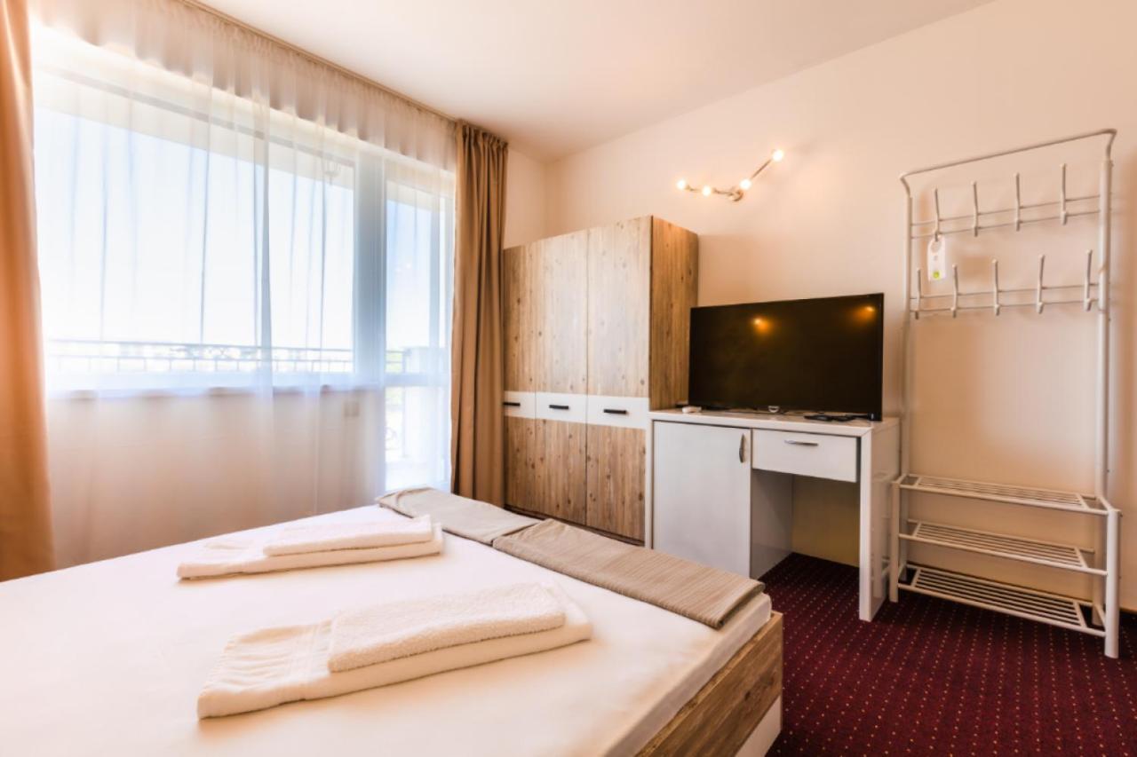 Guest House Theona ออบซอร์ ภายนอก รูปภาพ