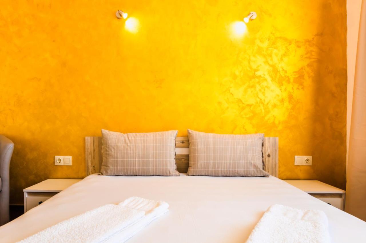 Guest House Theona ออบซอร์ ภายนอก รูปภาพ