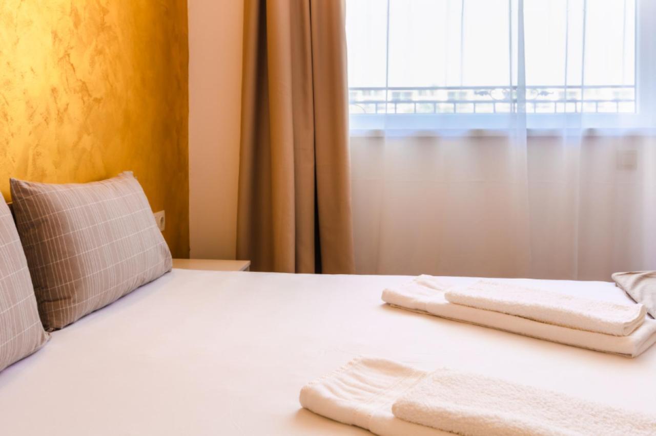Guest House Theona ออบซอร์ ภายนอก รูปภาพ