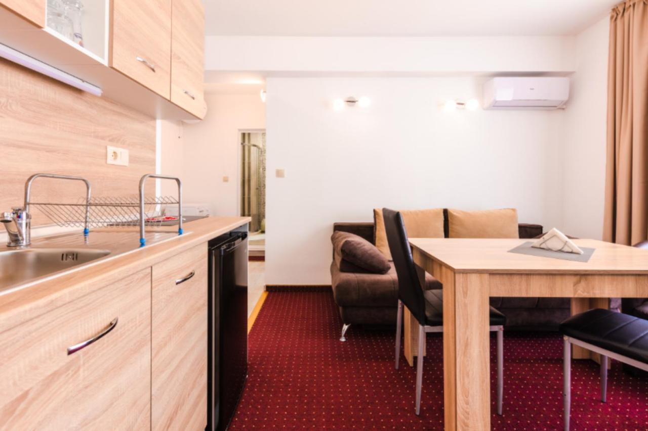 Guest House Theona ออบซอร์ ภายนอก รูปภาพ