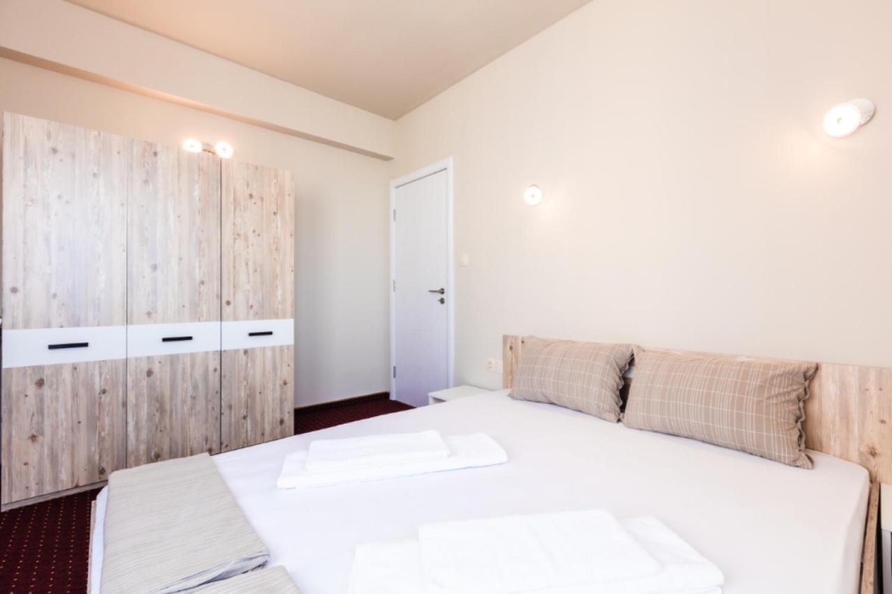 Guest House Theona ออบซอร์ ภายนอก รูปภาพ